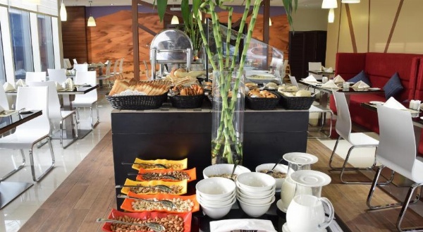 Novotel Suites Riyadh Dyar image 10