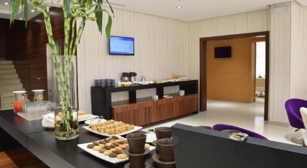 Novotel Suites Riyadh Dyar image 9