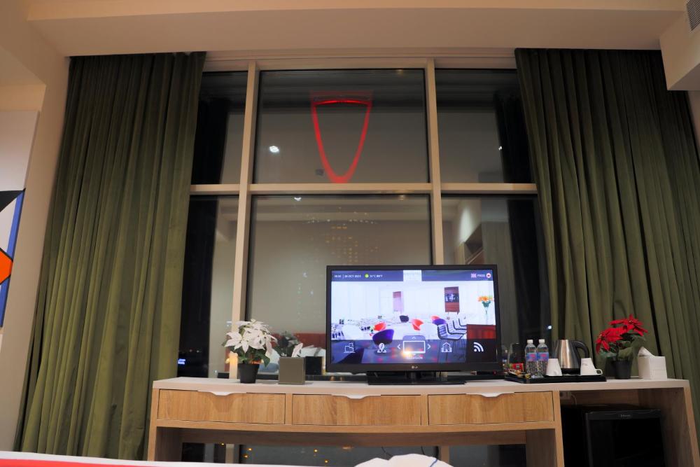 Room image 2